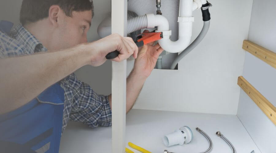 Local expert plumbing services in Runge, TX